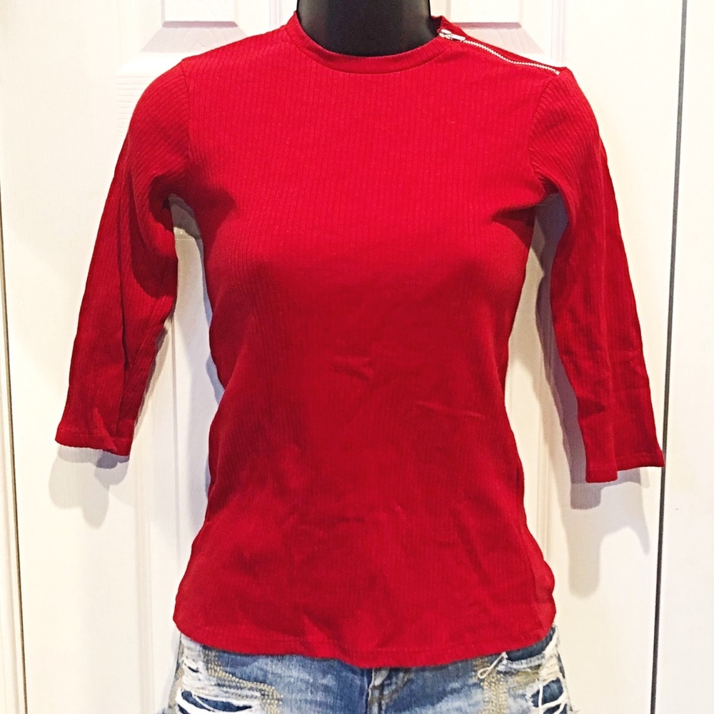 ZARA TRAFALUC Spring Summer 2017 Red Top